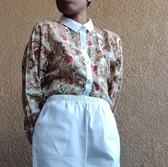 Men's Floral Button Up - Picture 3 of 12
